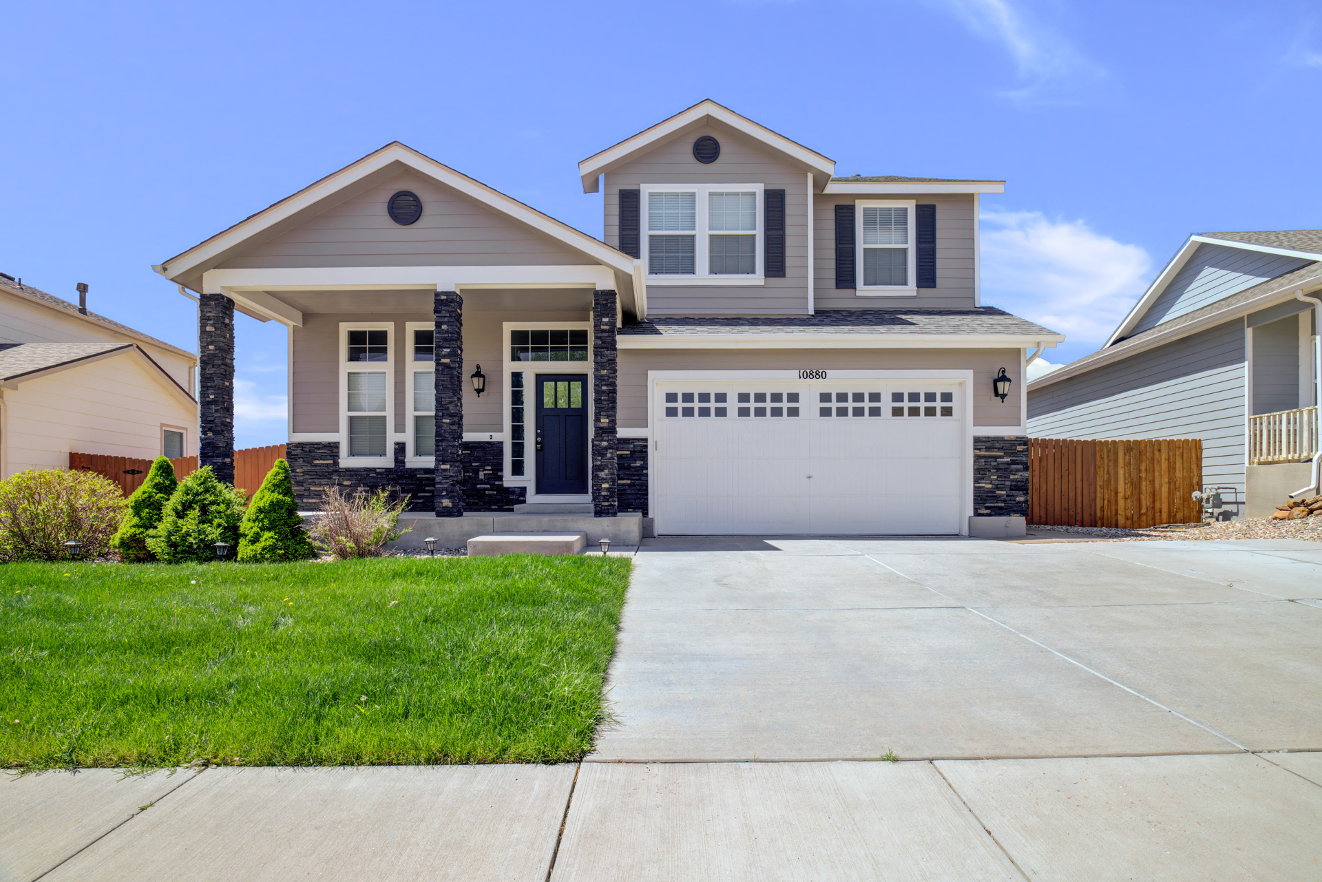 10880 Darneal Dr