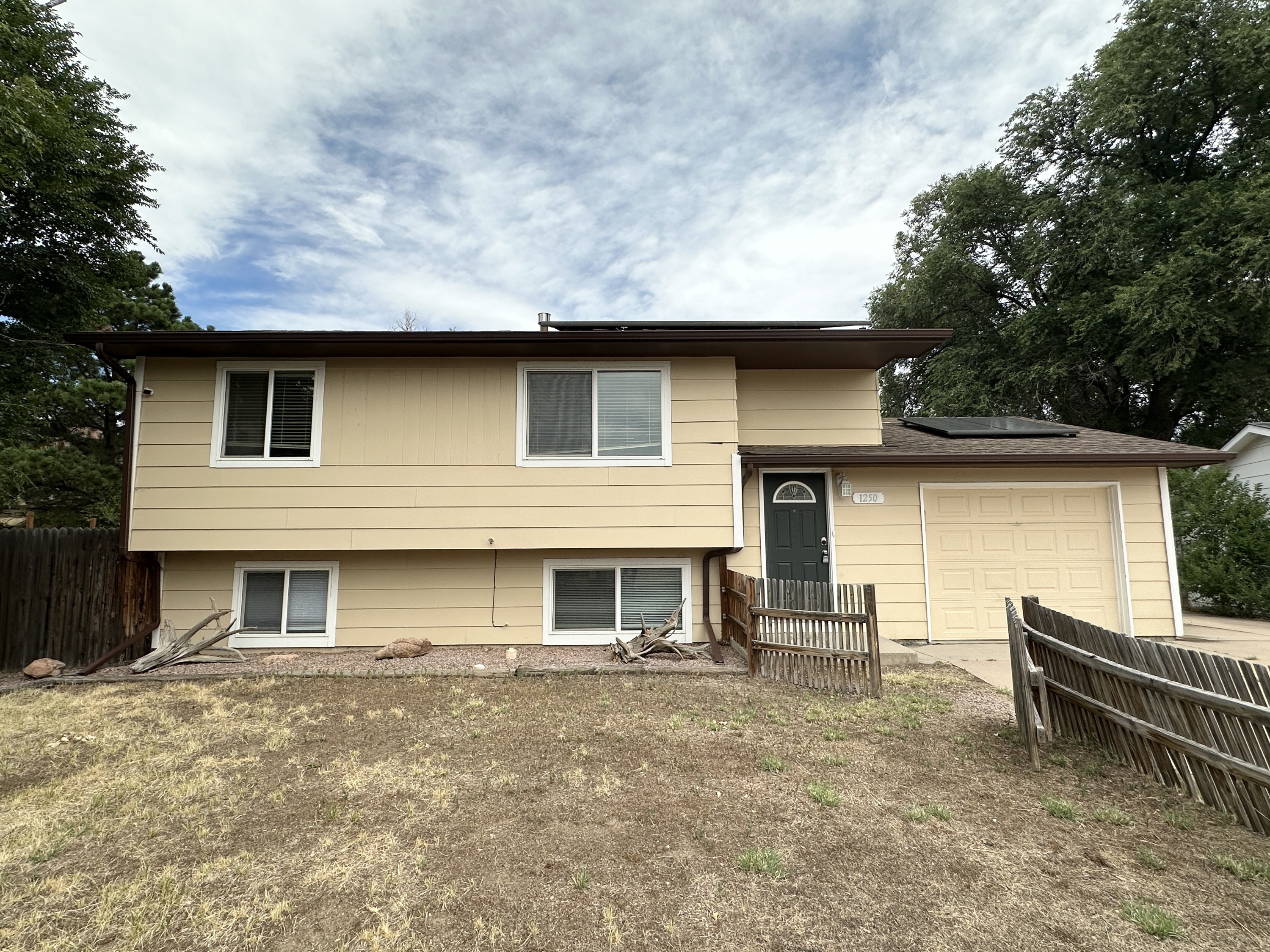 1250 Chiricahua Dr