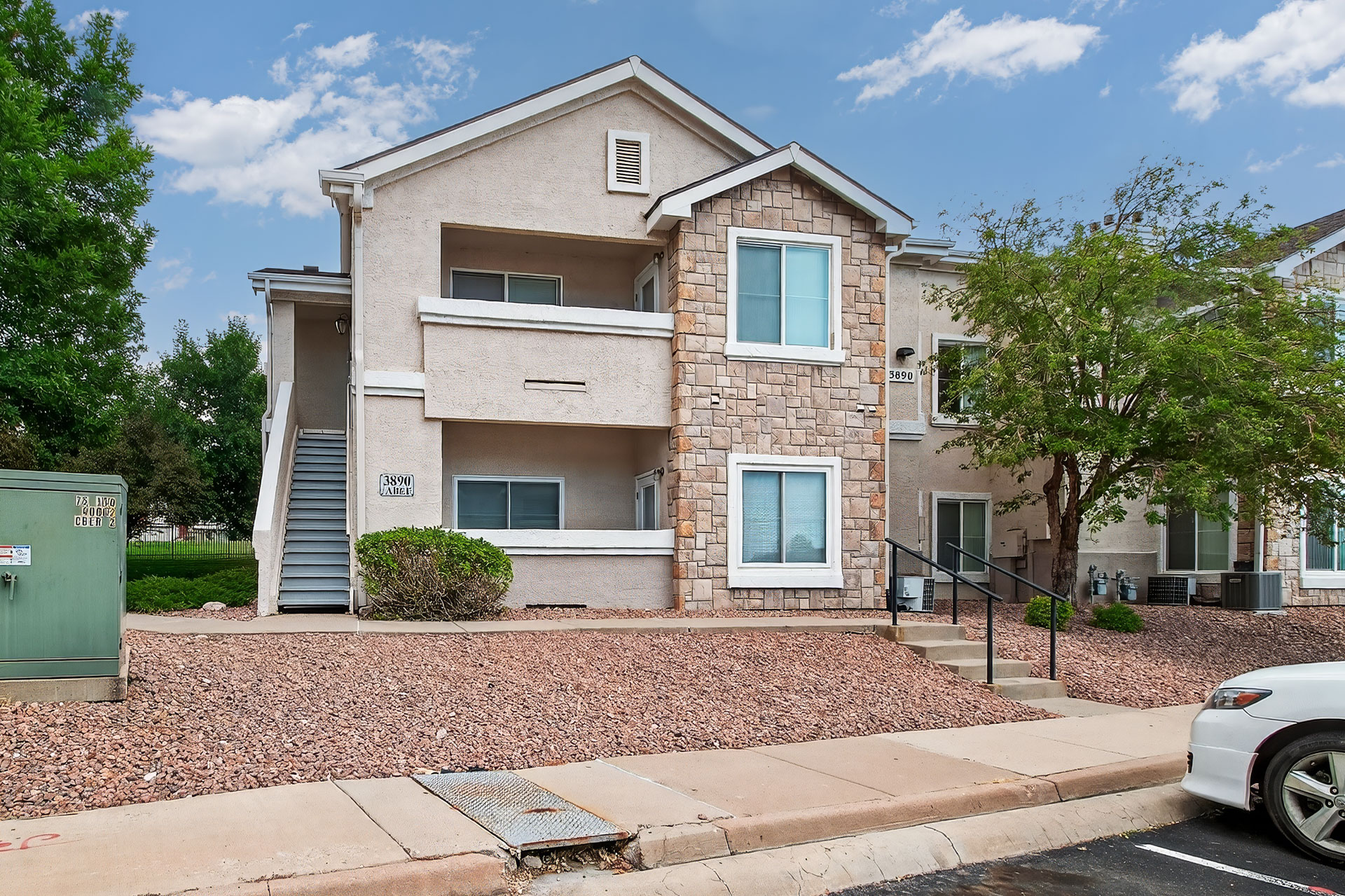 3890 Strawberry Field Grv, # F