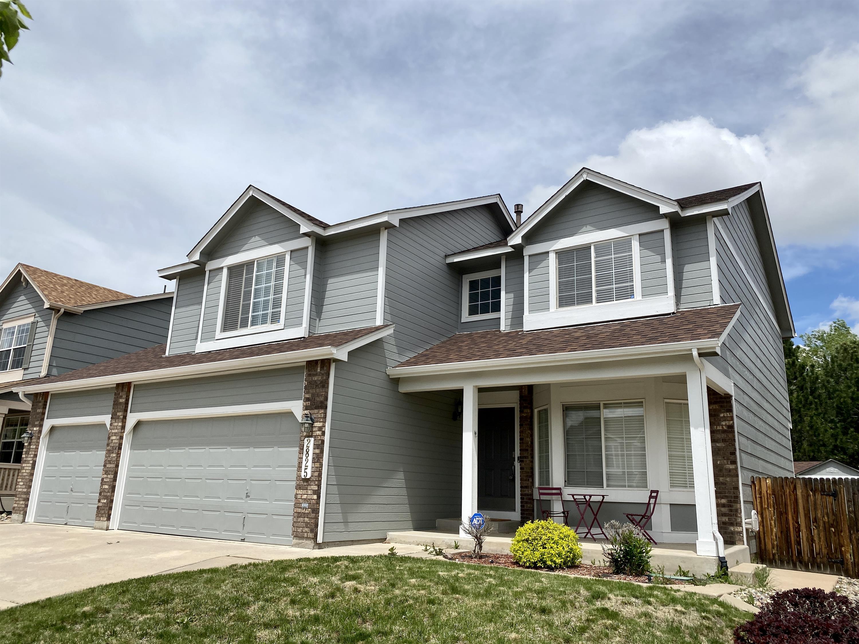 2825 Dristol Dr